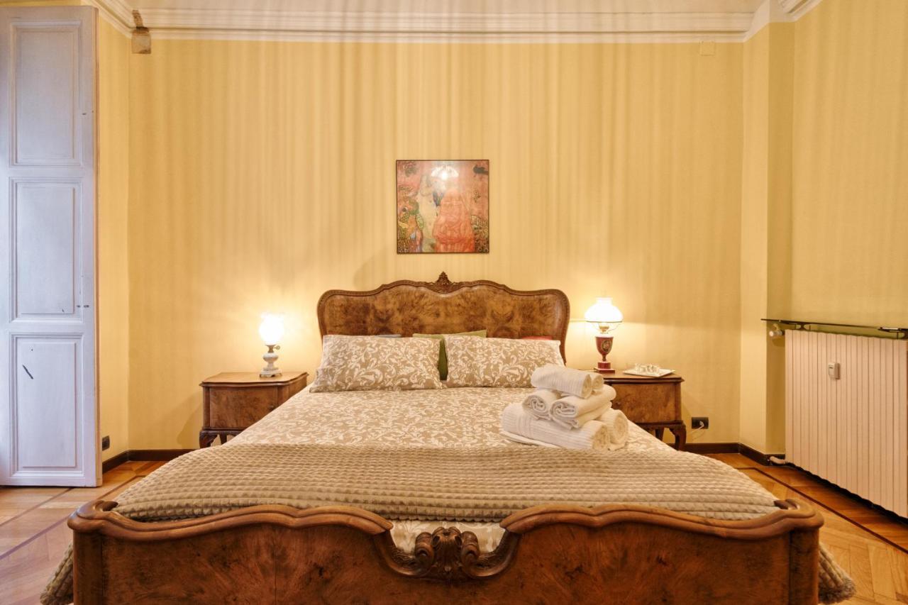 Acadamis -Il Rifugio Dei Mercanti- Piazza Castello Turin Extérieur photo