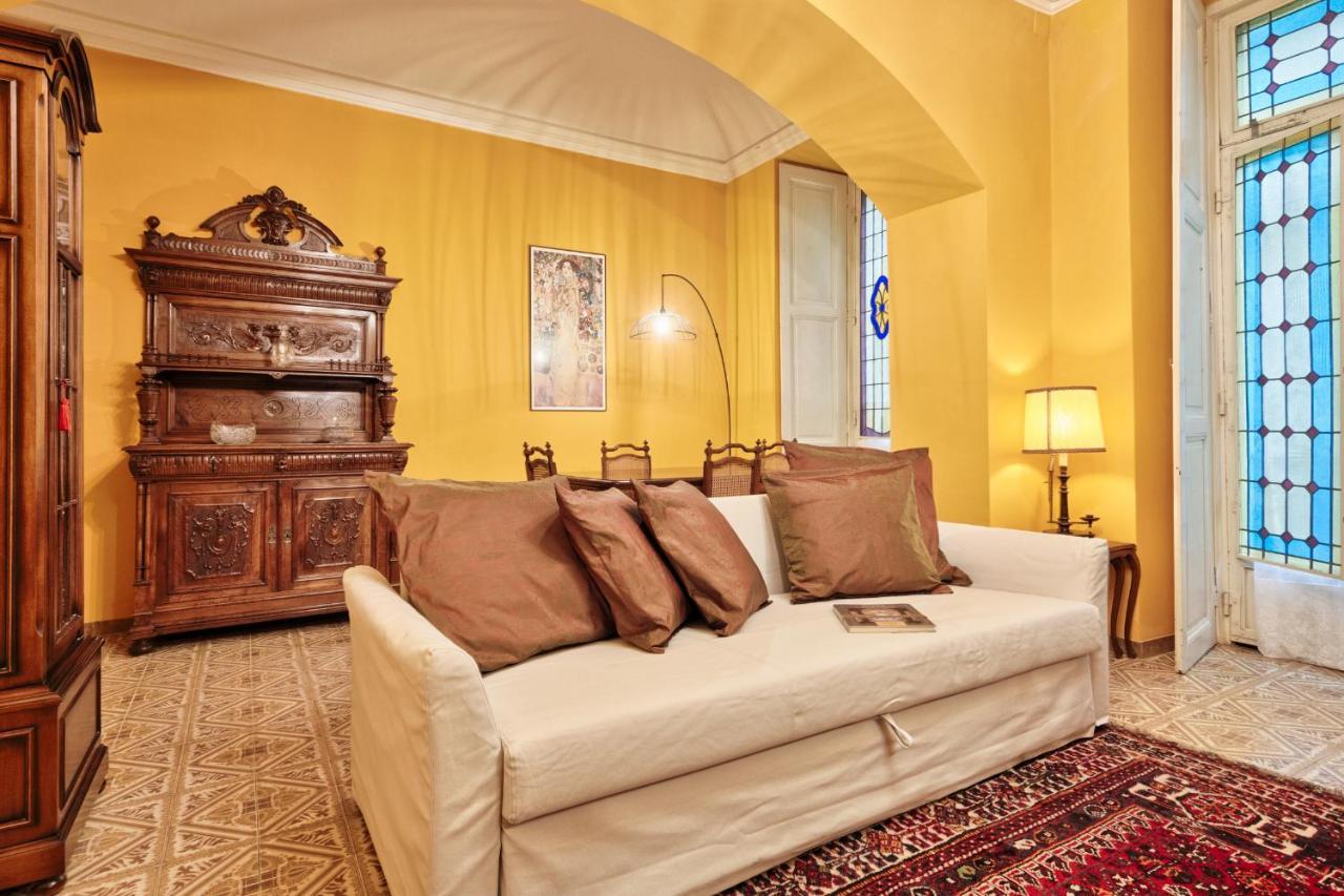 Acadamis -Il Rifugio Dei Mercanti- Piazza Castello Turin Extérieur photo