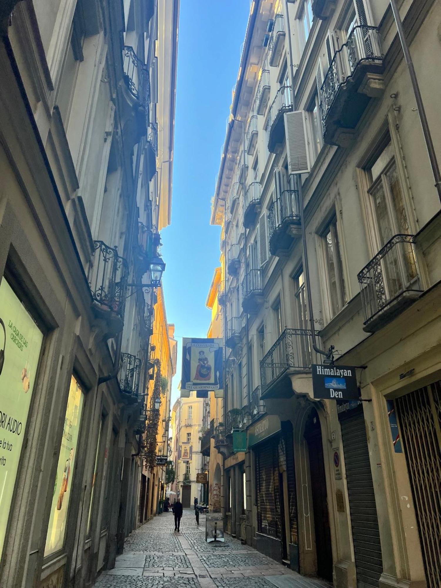 Acadamis -Il Rifugio Dei Mercanti- Piazza Castello Turin Extérieur photo
